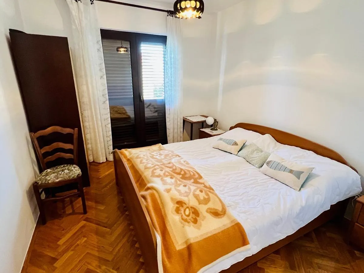 Sunny Retreat Apartment Malinska 0*,  Croatia