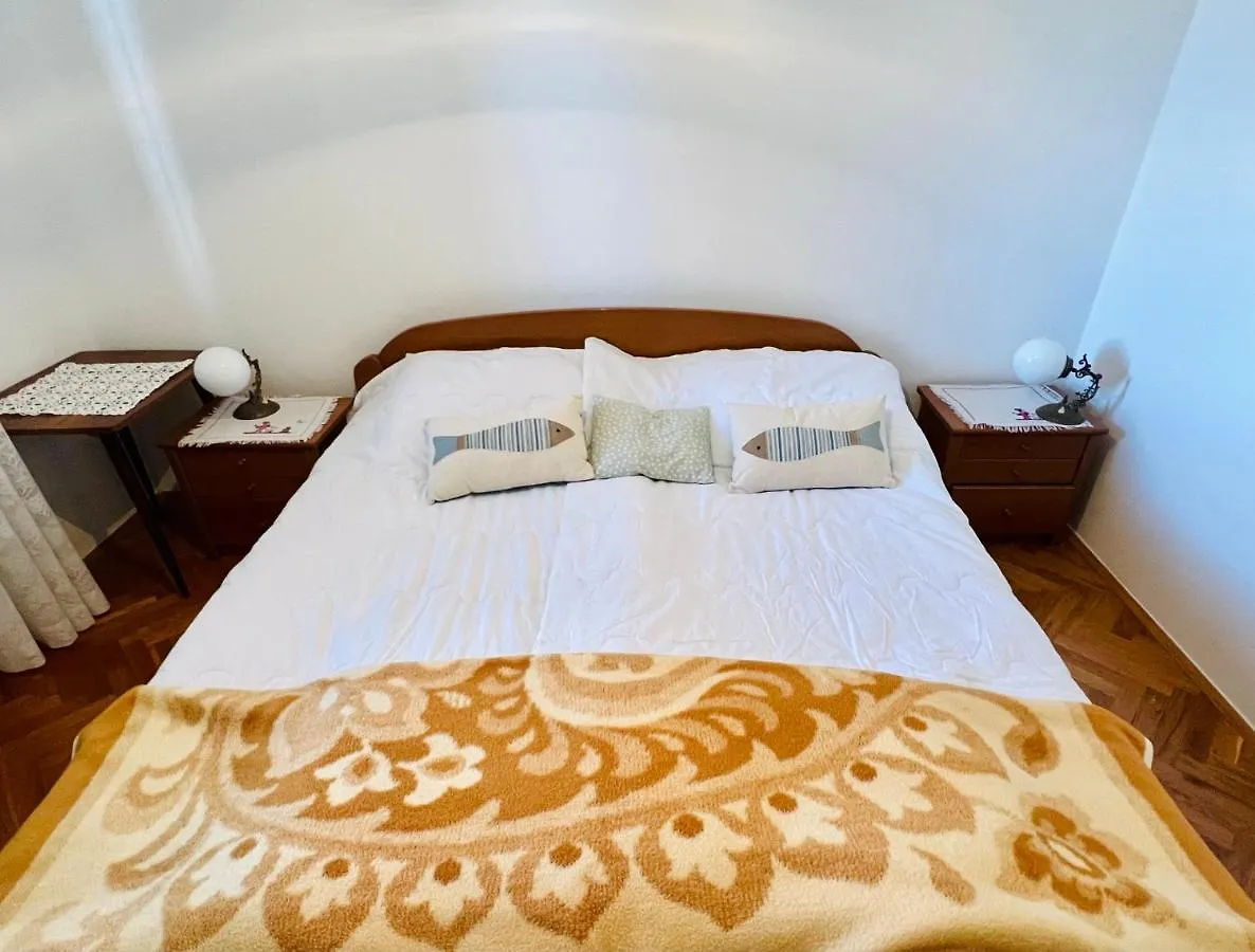 Sunny Retreat Apartment Malinska
